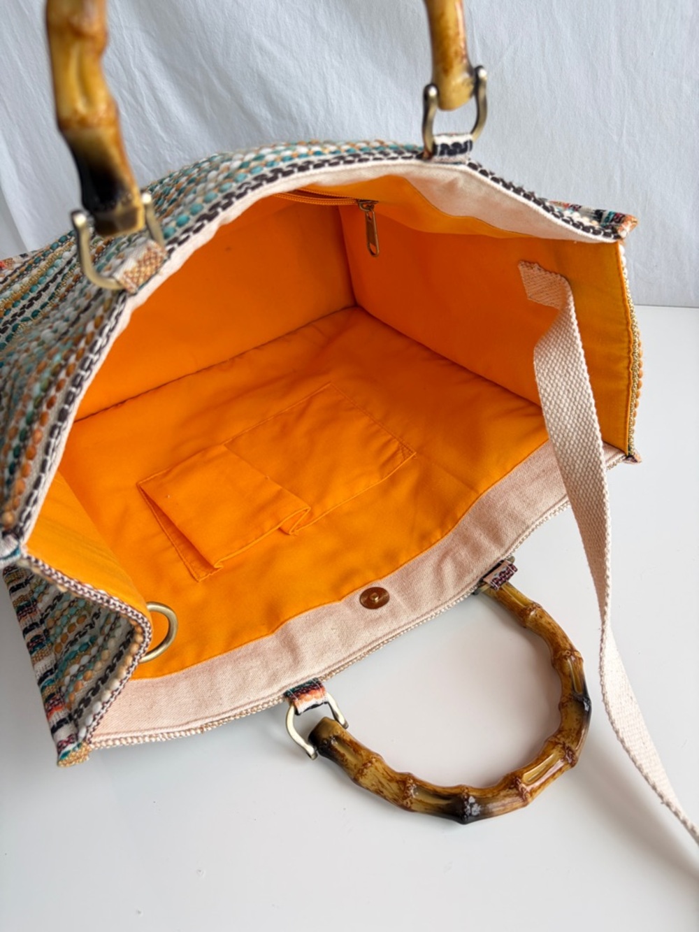 America & Beyond Luxe Leopard Tote Bag
Beaded Bamboo Handles Beige/Black/Orange - Picture 9 of 17